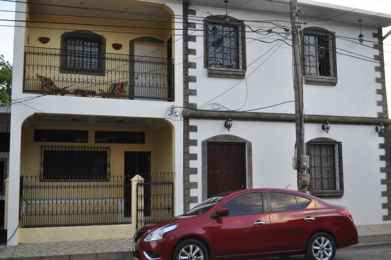 Hotel Casa Blanca León Exterior foto